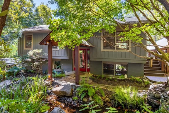 North Chickamauga Creekside Retreat · 3BR Escape!